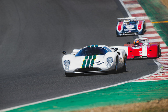 23 Alex Brundle - Lola T70 MK3B