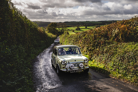 27 - Andrew Brookes/Hattie Brookes - Austin Mini Cooper